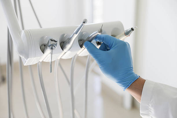 Professional Emergency Dentist technician working in McQueeney, TX